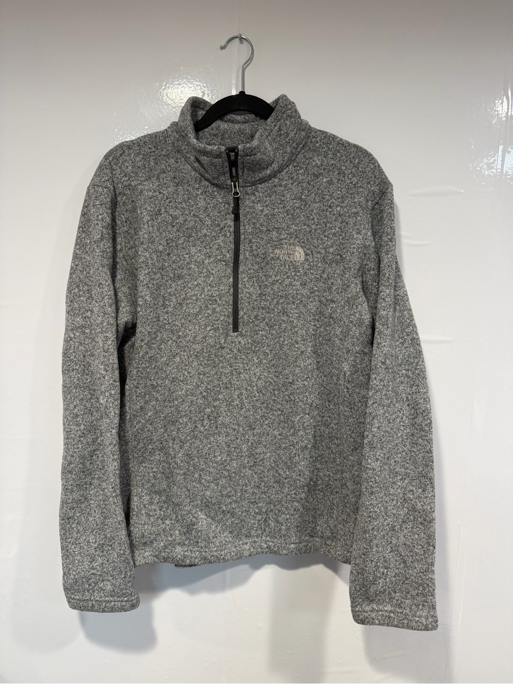 The North Face Men's Gray Quarter-Zip Fleece Sweater